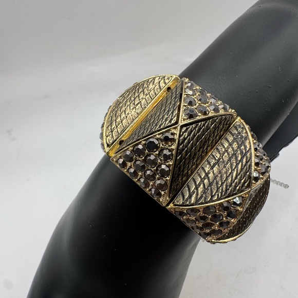 R.J. Graziano Textured Gold and Black Statement Bracelet NWT - Picture 3 of 5